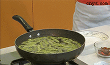 【干煸四季豆】四季豆出锅