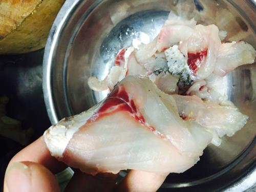 【老坛酸菜片片鱼】