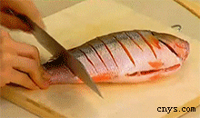 【  清蒸鲈鱼】处理鲈鱼方法