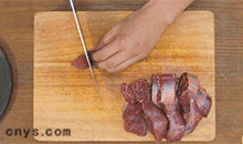 【香辣牛肉】牛肉切块