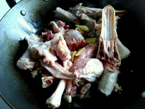 【素鸡烧老鹅】