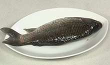 【红烧鲫鱼】主要食材：