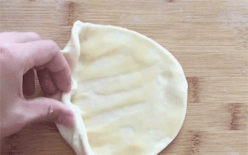 【鸡蛋灌饼】收