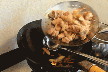 【红烧羊肉】炒羊肉