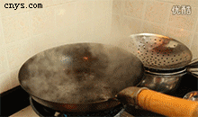 【辣爆鱿鱼】煮水