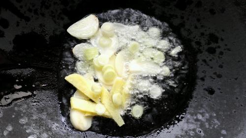 【花蛤炖曰本豆腐】