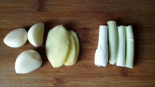 【花蛤炖曰本豆腐】