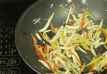 【手撕杏鲍菇】加鸡精