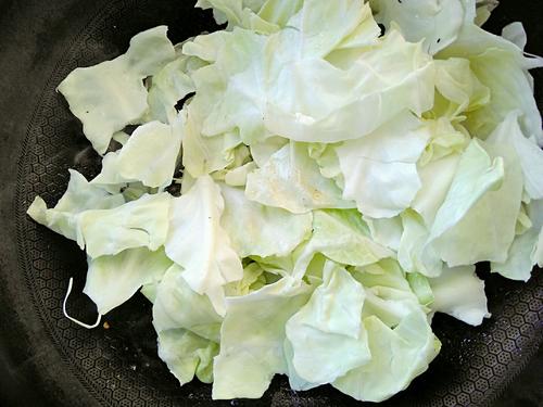 【手撕卷心菜】