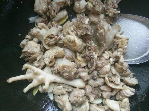 【香辣啤酒鸡】