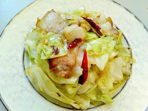 【手撕卷心菜】