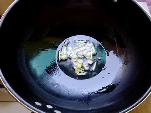 【耗油彩椒鱿鱼】