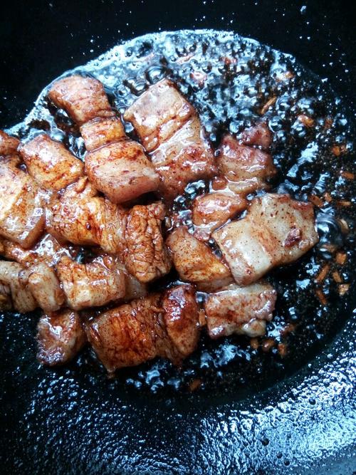 【五花肉炒香干】