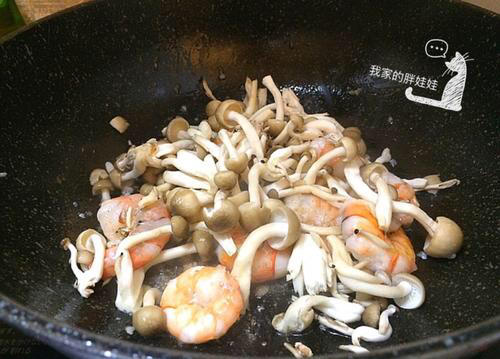 【蚝油蟹味菇韭菜炒虾仁】