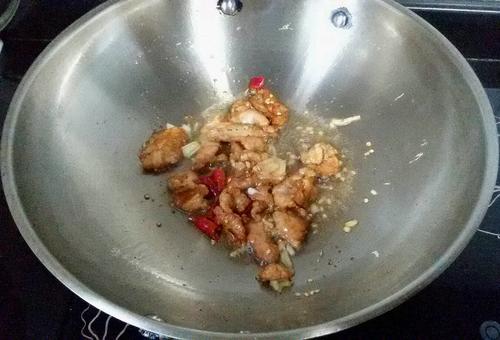 【秋葵炒肉片】