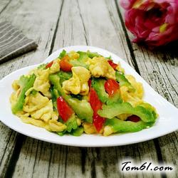 苦瓜炒鸡蛋的做法4