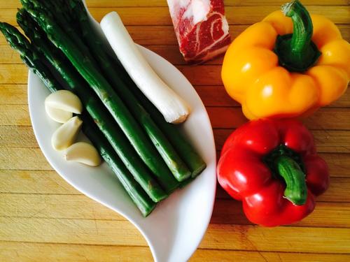 【虾仁青椒炒芦笋】