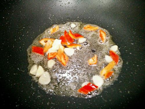 【苦瓜炒鸡蛋】