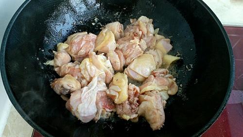 【红烧土豆鸡块】