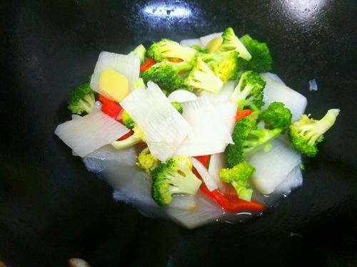 【清炒山药西兰花】