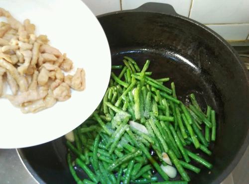 【豇豆炒里脊】