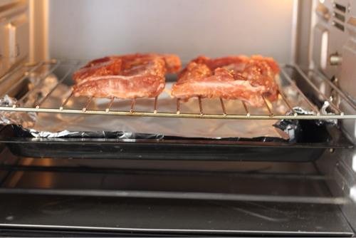 【蜜汁叉烧排骨】