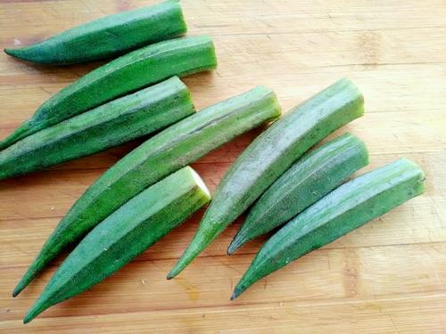 【秋葵炒虾仁】