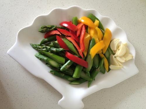 【虾仁青椒炒芦笋】