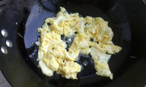 【黄秋葵炒鸡蛋】