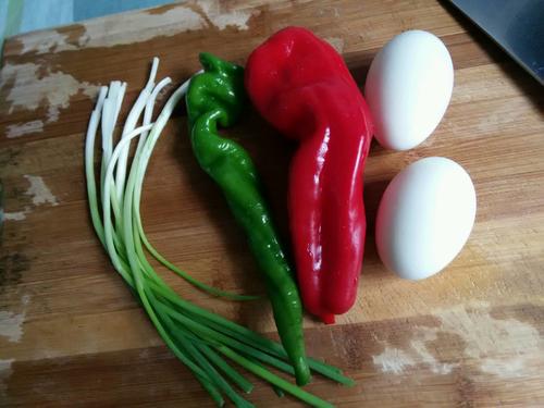 【咸蛋黄溜丝瓜】