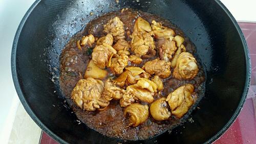 【红烧土豆鸡块】