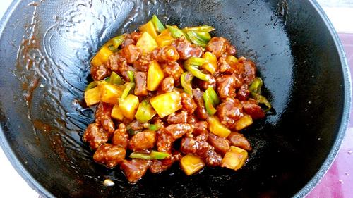 【菠萝咕咾肉】