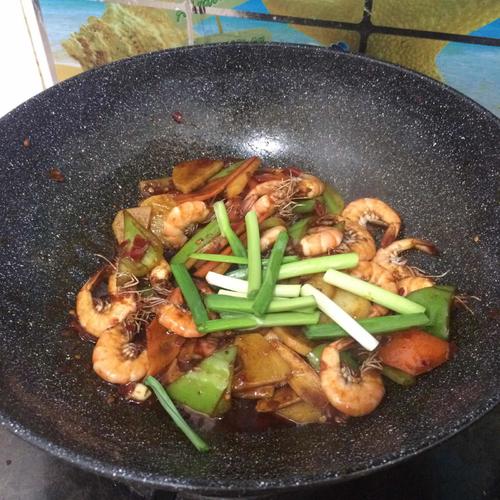 【香辣基围虾】