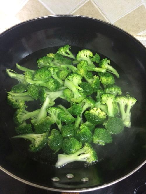 【清炒西兰花】