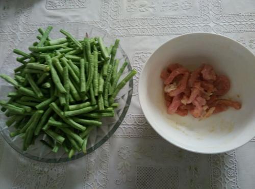 【豇豆炒里脊】