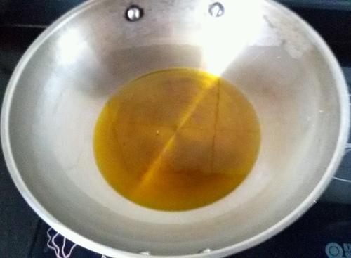 【孜然牙签牛肉】