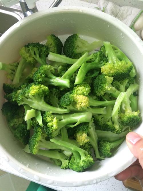 【清炒西兰花】