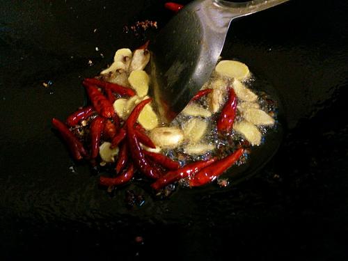 【吮指回味十三香啤酒小龙虾】