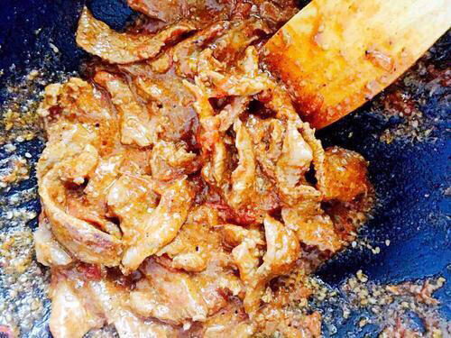 【孜然羊肉片】