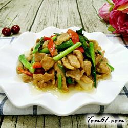 蒜苗炒肉的做法