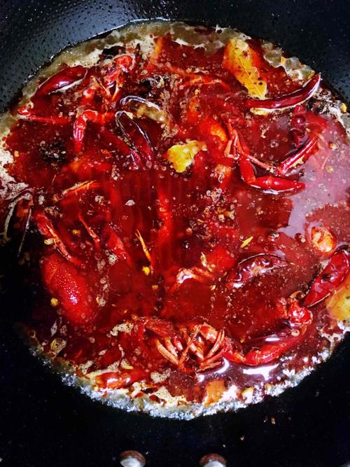 【懒人版啤酒小龙虾】