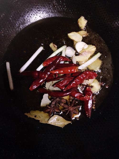 【懒人版啤酒小龙虾】