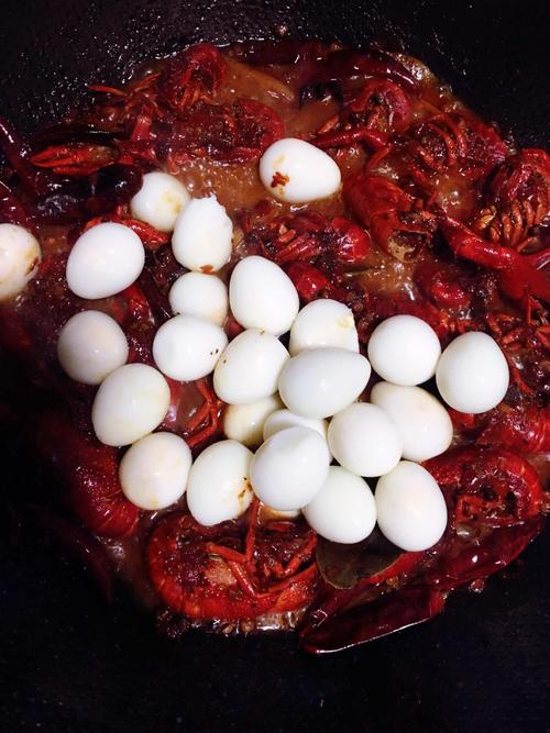 【懒人版啤酒小龙虾】