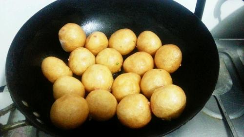 【油面筋塞肉】