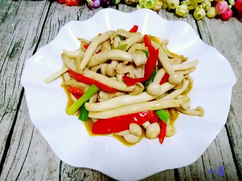 【海鲜菇炒鸡丝】