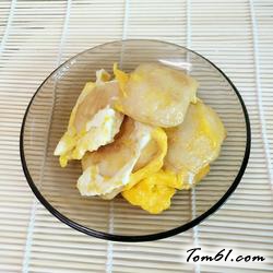 鸡蛋香煎鱼豆腐的做法