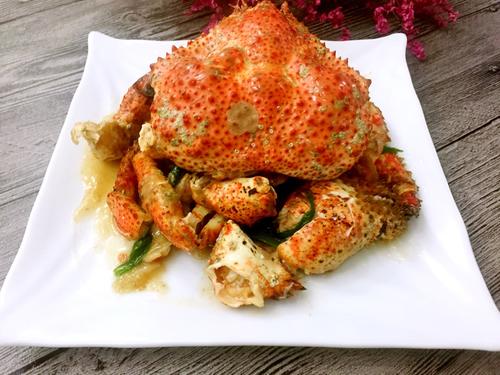 【葱姜炒鳕蟹】