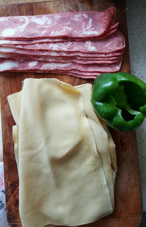 【香烤培根蔬菜卷】