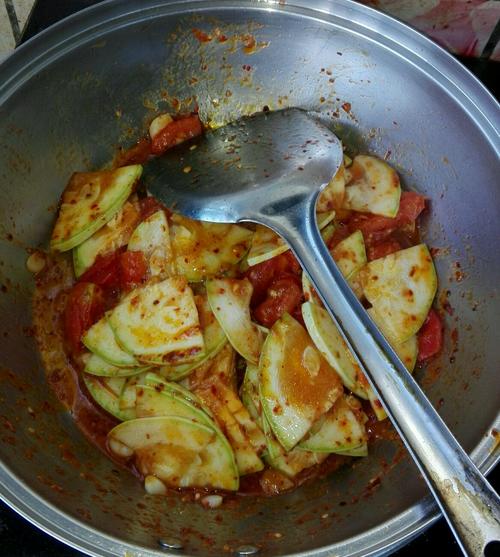 【西红柿茭白～家常菜】