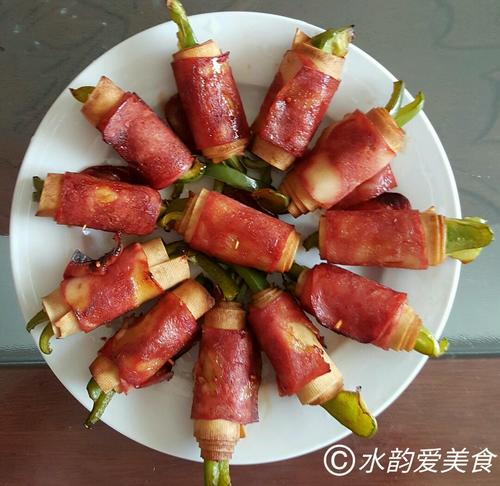 【香烤培根蔬菜卷】